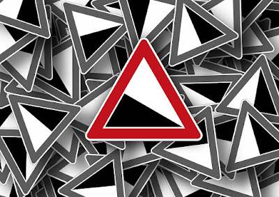 Road Sign 940535 1280